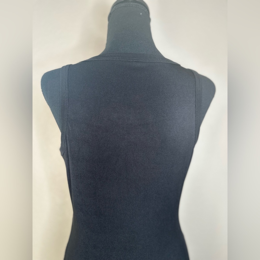 Women's Basic Ribbed Dress - Picture 4 of 7